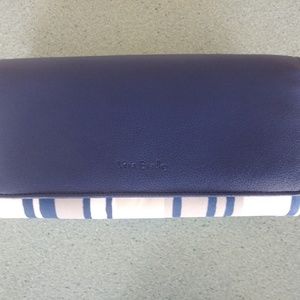 Vera Bradley RFID Audrey Wallet in Santiago Woven